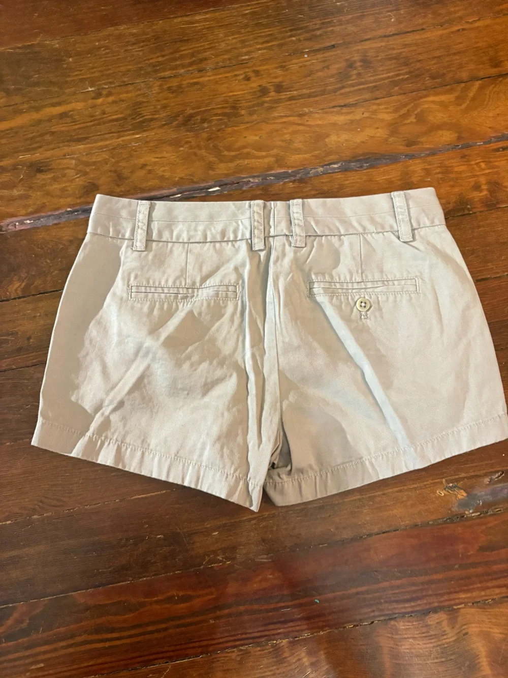 J. Crew weather classic twill broken in chino taupe shorts size 6
